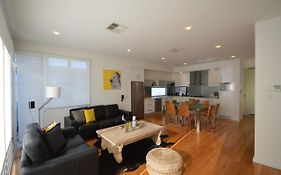 The Holdfast Townhouse Sussex St Glenelg